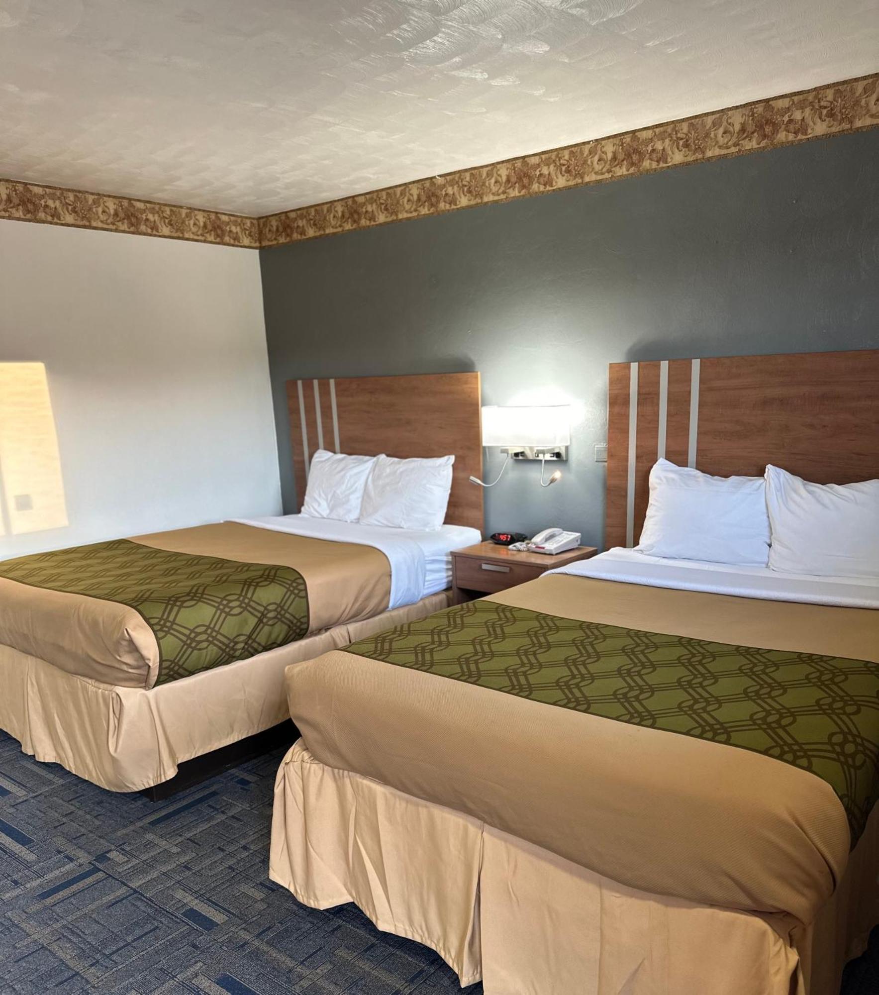 Budget Host Inn Charleston Bagian luar foto