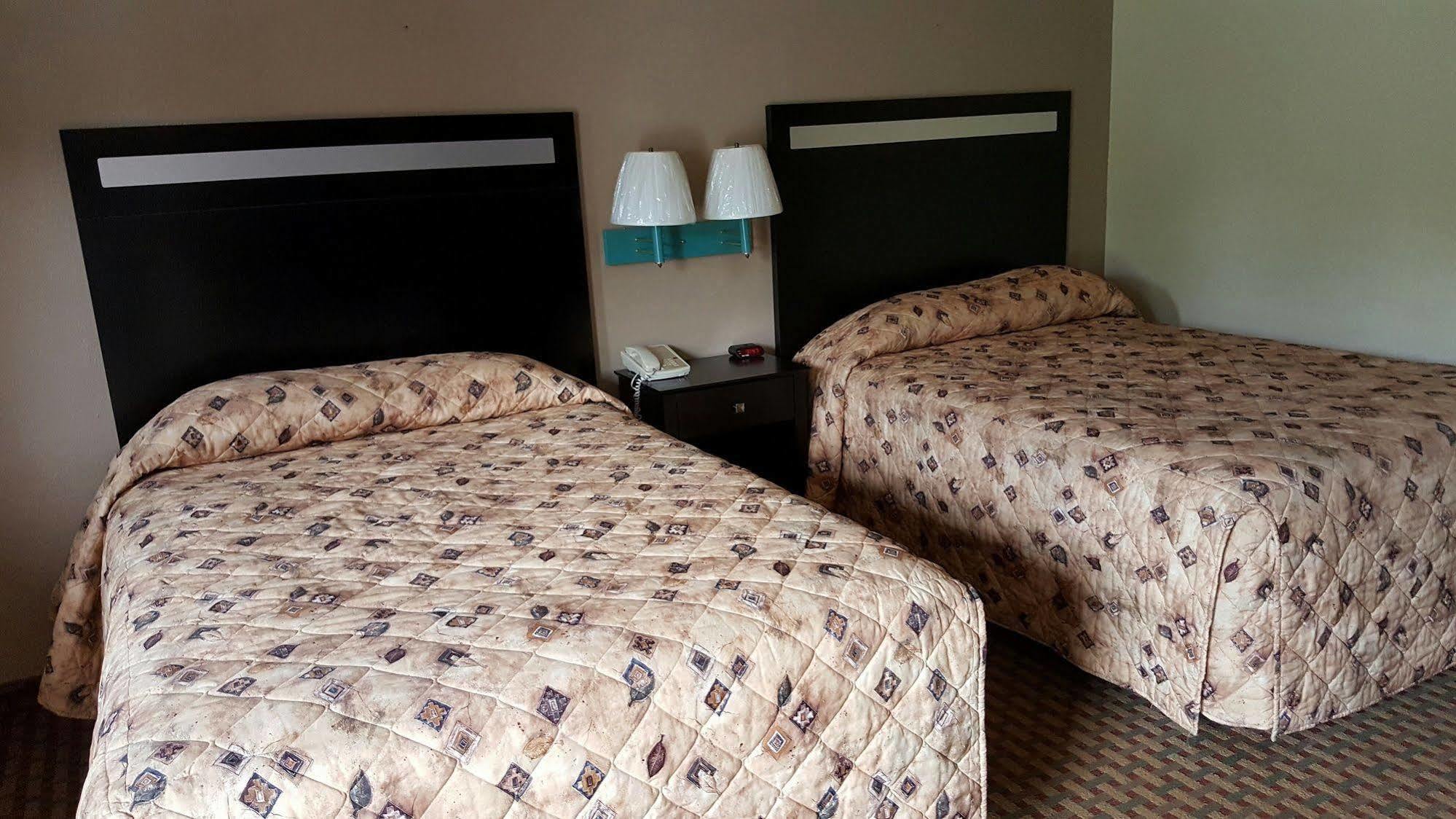Budget Host Inn Charleston Bagian luar foto